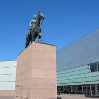 Mannerheim Statue