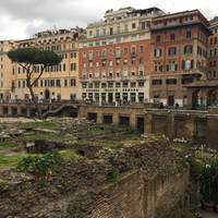 Largo di Torre Argentina