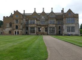 Broughton Castle