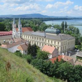 Museum of Christian Art (Kereszteny Muzeum)