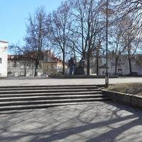 Памятник Лаздину Пеледа (