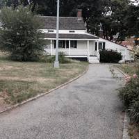 Edgar Allan Poe Cottage