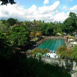 Pura Agung Narmada