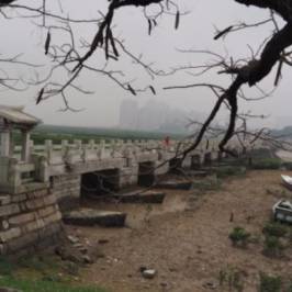 Luoyang Bridge