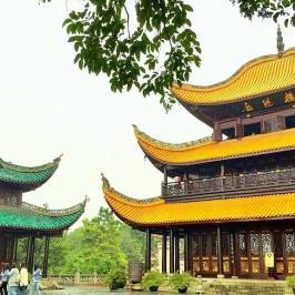 Yueyang Pavilion (Yueyang Lou)