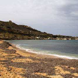 Gnejna Bay