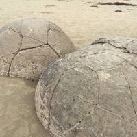 Moeraki Boulders