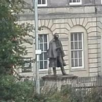 Sherlock Holmes Statue
