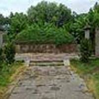 the Tomb of Quan Zuwang