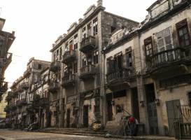 Chikan European Style Street