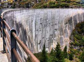 Zervreilastausee und Staumauer