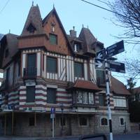 Villa Normandy