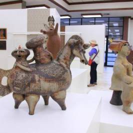 American Museum of Ceramic Art