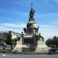 Columbus Monument