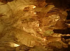 Moeda Caves