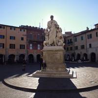 Piazza Dante