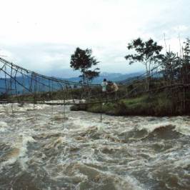 Sinatma Suspension Bridge