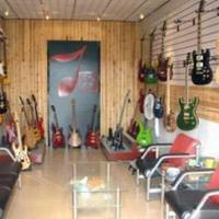 Best musician Mall