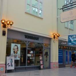 The Galleries Shopping Centre