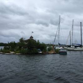 JOYSXEE Floating Bottle Island