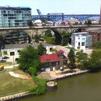 Veterans' Memorial Bridge