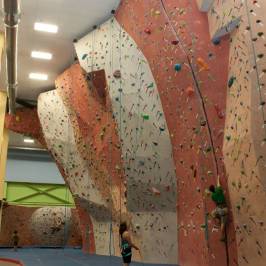 Earth Treks Climbing Center