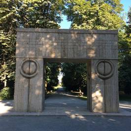Gate of Kisses