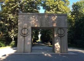 Gate of Kisses