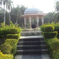 Public Gardens (Bagh-e-aam)