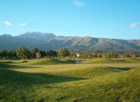 Campo De Golf De Candeleda