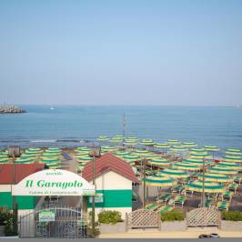 Bagno Garagolo beach