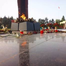 Мемориал победы и Вечный огонь