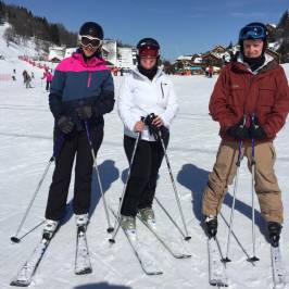 Parallel Lines Snow Sports School