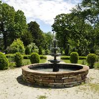 Forest Home Cemetery