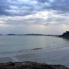 Dinard Street Market