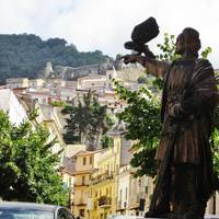 Federico II Statue of Svevia