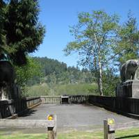 Douglas Memorial Bridge - Historical Memorial
