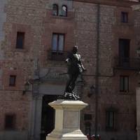 Monumento de Alvaro de Bazan