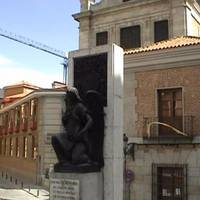 Monumento de Victoria Eugenia y Alfonso XIII