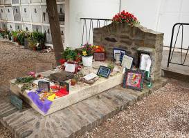 Tumba de Antonio Machado en el cementerio de Collioure