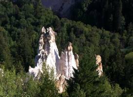 Pinnacles Provincial Park