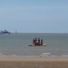 Latitude - Char A Voile
