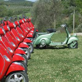 Pastrimotors-Vacanze Toscane Noleggio Vespa, Bici e E-Bike