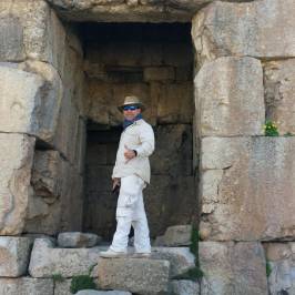 Jisr el Hajar - Kfardebian Natural Bridge