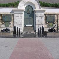 Памятник морякам эскадры Черноморского флота