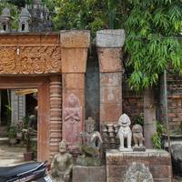 Miniature Replicas of Angkor by Dy Proeung