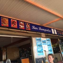 Bar Rompeolas Playa De Navia