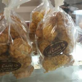 Granja,forn,gelateria Les Cases