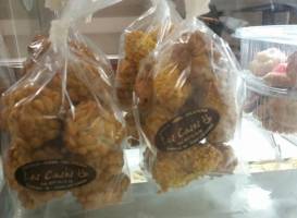 Granja,forn,gelateria Les Cases