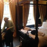 Guy Fawkes Inn